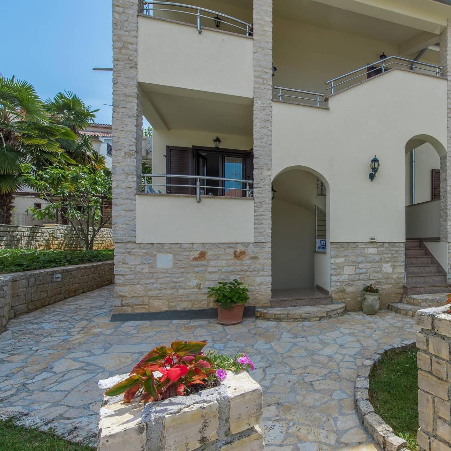 Apartmani Lorena Porec Luaran gambar