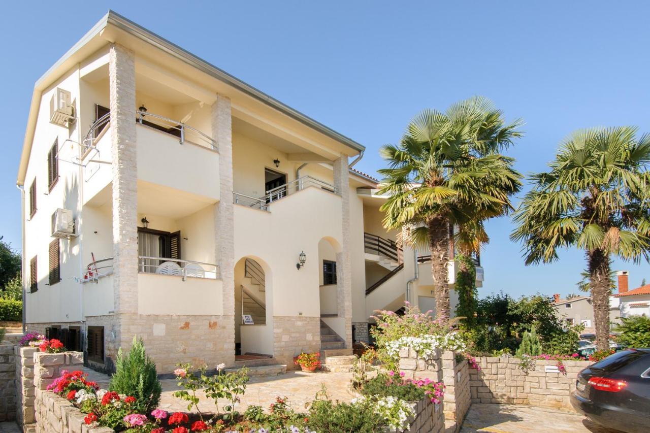 Apartmani Lorena Porec Luaran gambar