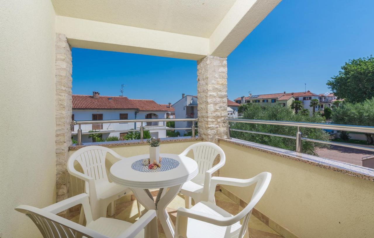 Apartmani Lorena Porec Luaran gambar